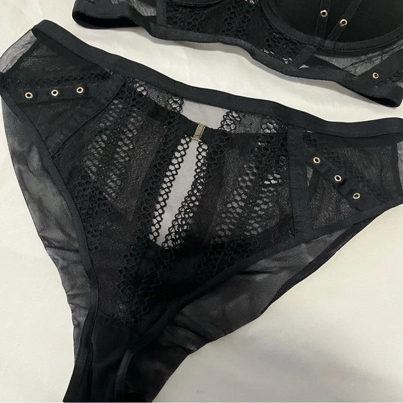 Honey Birdette Janet Set - Picture 12 of 16